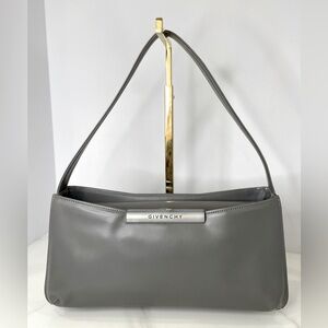 GIVENCHY Leather Vintage Shoulder bag